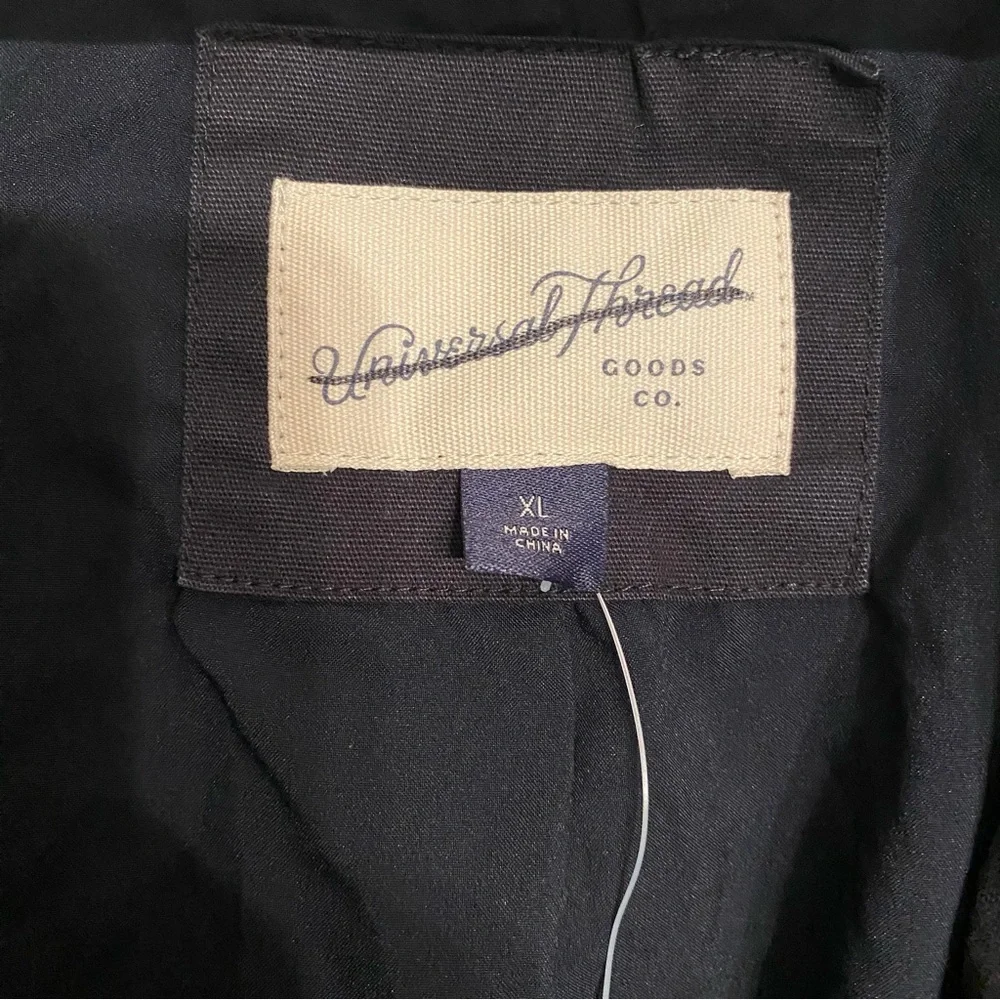 Universal Thread XL Women's Button Down Trench Coat Black NWT - Picture 6 of 8